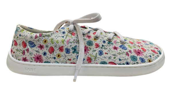 FARE Bare HALBSCHUH CANVAS PRINT